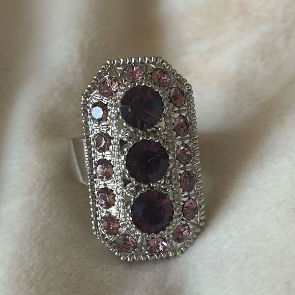 Vintage Cocktail Ring! - Picture 1 of 6